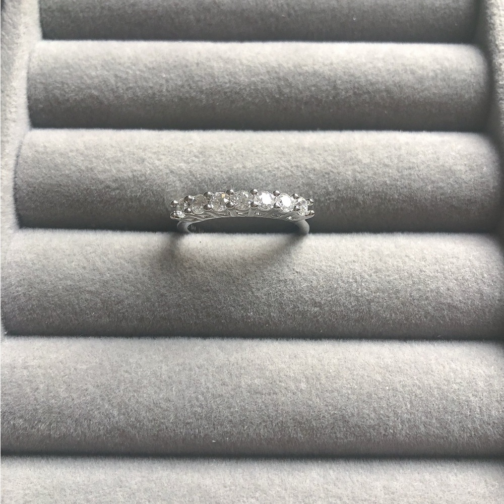 🌟🌟🌟Elegant Silver Diamond Ring